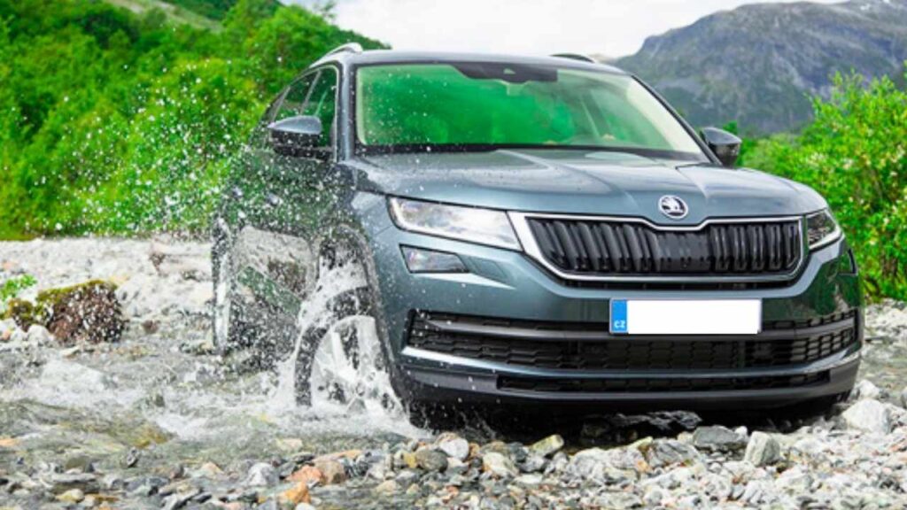 2025 Skoda Kodiaq First Look: Next-Gen SUV with Premium Interiors and Stylish Design