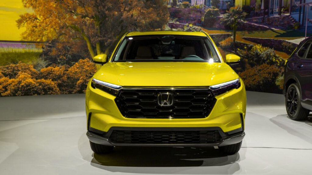Honda CR-V First Look Next-Gen Features, Performance Boost, and Full Specifications